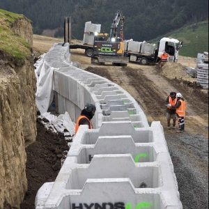 Hynds LC Low Carbon retaining wall - Hyblock