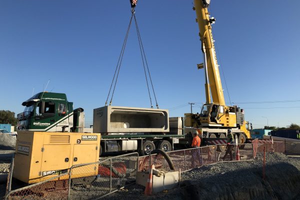 Installation of Pinnacle® Sealed Box Culverts