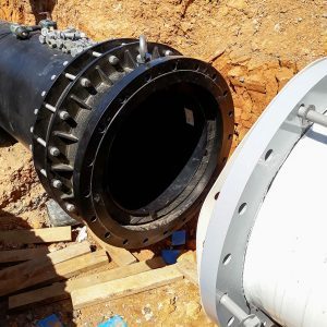 Nova Siria Multigrip on 800mm OD PE pipe with DN750