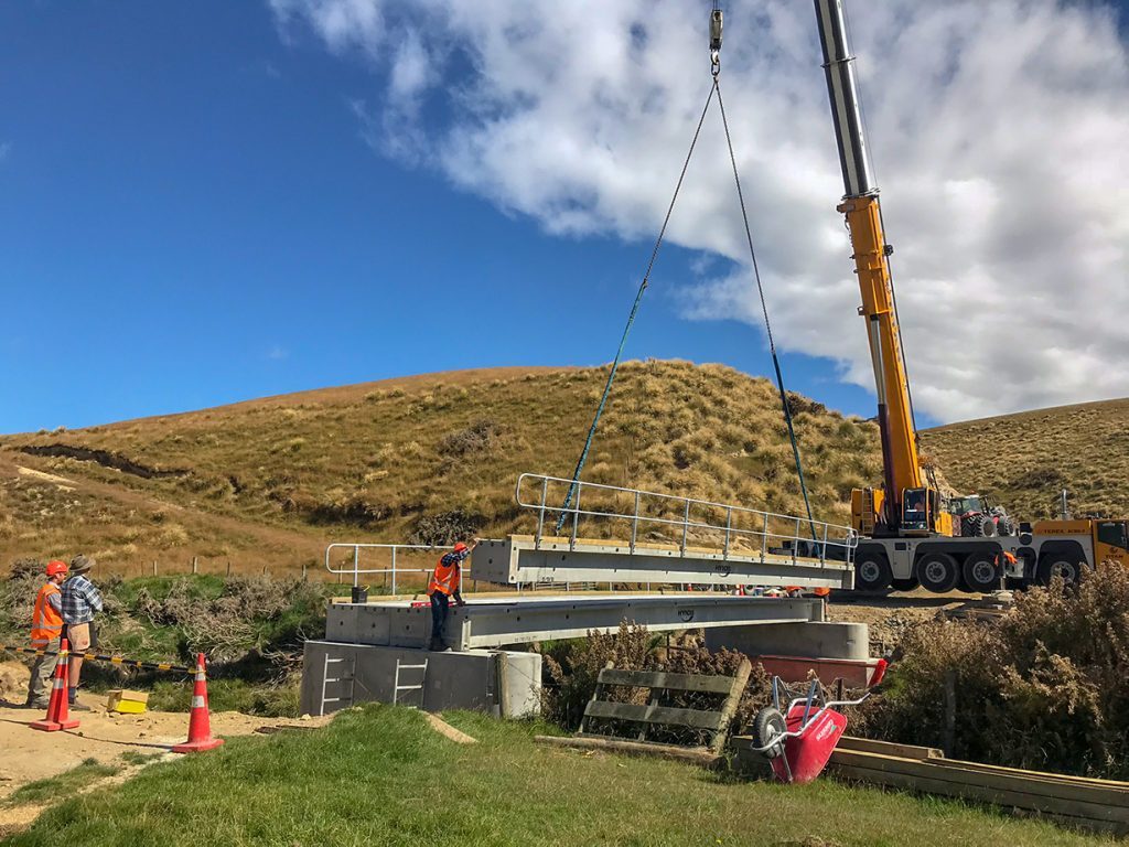 Placing the bridge beams for the Hynds Landspan Bridge