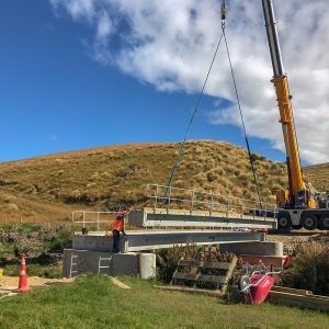 Placing the bridge beams for the Hynds Landspan Bridge