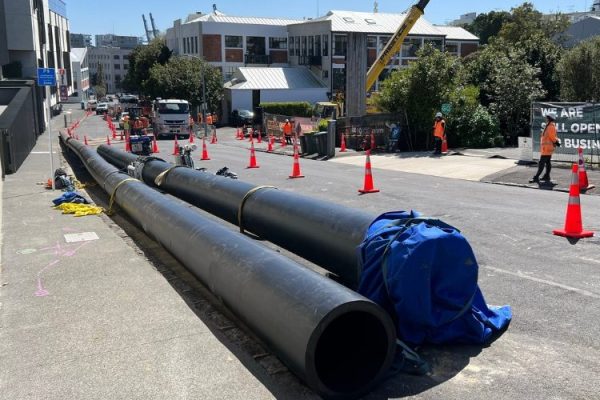 parnell-sinkhole-pipe_laying_1